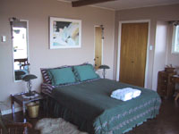 Heron Room -
                              Bed and Breakfast accommodations